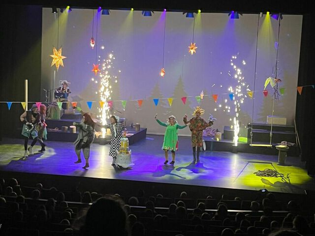 Bezoek schooltheater
